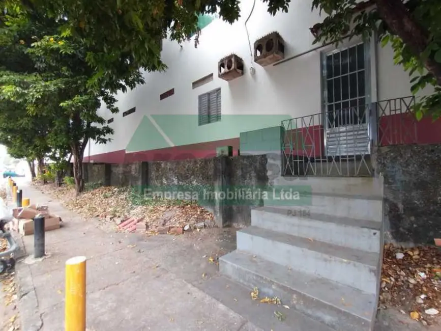 Prédio Inteiro com 7 quartos à venda, 300m2 em Manaus - AM - imagem 6 Foto 6 de Prédio Inteiro com 7 quartos à venda, 300m2 em Manaus - AM