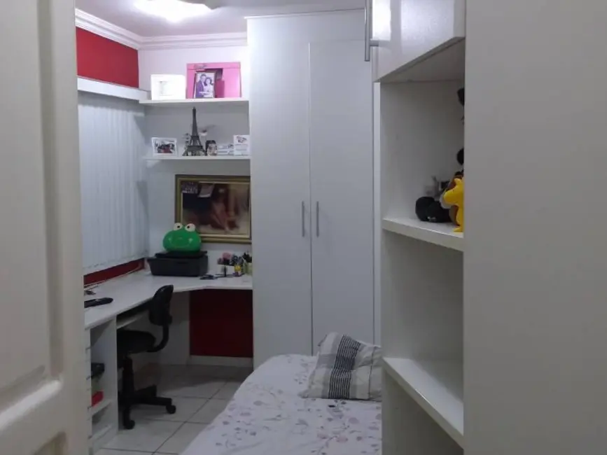 Casa de Condomínio com 5 quartos à venda, 100m2 em Manaus - AM - imagem 7 Foto 7 de Casa de Condomínio com 5 quartos à venda, 100m2 em Manaus - AM