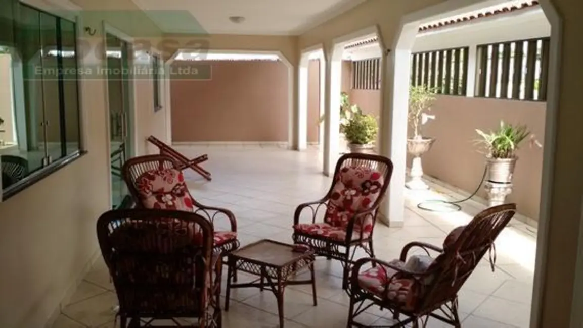 Foto 4 de Casa com 4 quartos à venda, 300m2 em Manaus - AM