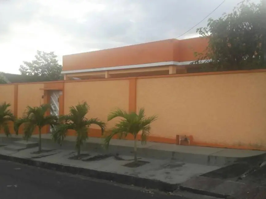 Casa com 5 quartos à venda, 270m2 em Manaus - AM - imagem 9 Foto 9 de Casa com 5 quartos à venda, 270m2 em Manaus - AM