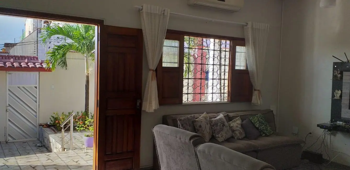 Foto 6 de Casa com 3 quartos à venda, 214m2 em Manaus - AM