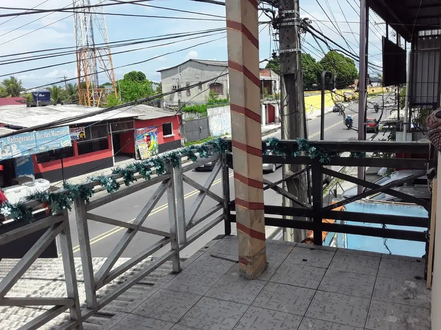 Foto 3 de Casa Comercial com 2 quartos à venda, 90m2 em Manaus - AM