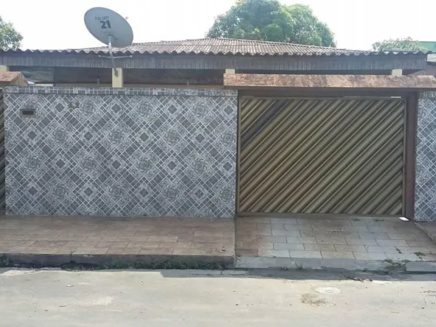 Foto 1 de Casa com 4 quartos à venda, 150m2 em Manaus - AM