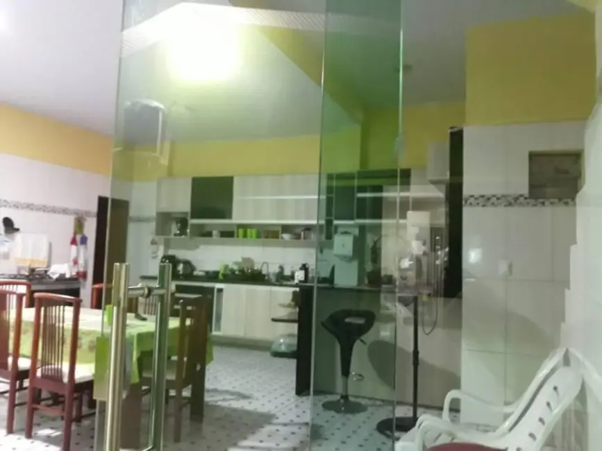 Foto 6 de Casa com 4 quartos à venda, 100m2 em Manaus - AM