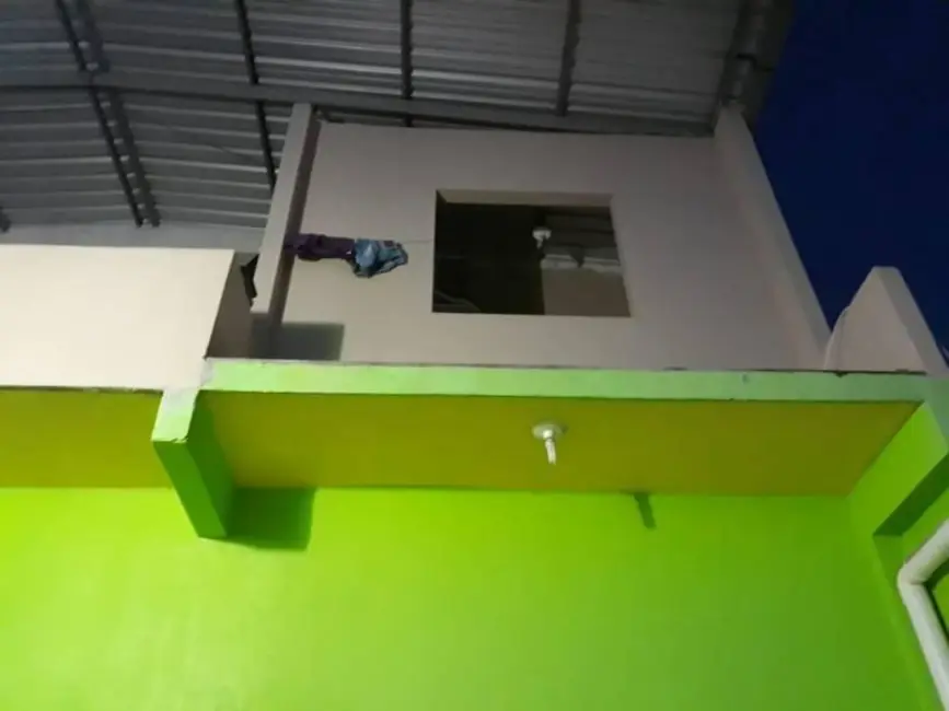 Foto 2 de Casa com 4 quartos à venda, 100m2 em Manaus - AM