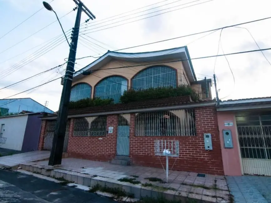 Foto 1 de Casa com 4 quartos à venda, 100m2 em Manaus - AM