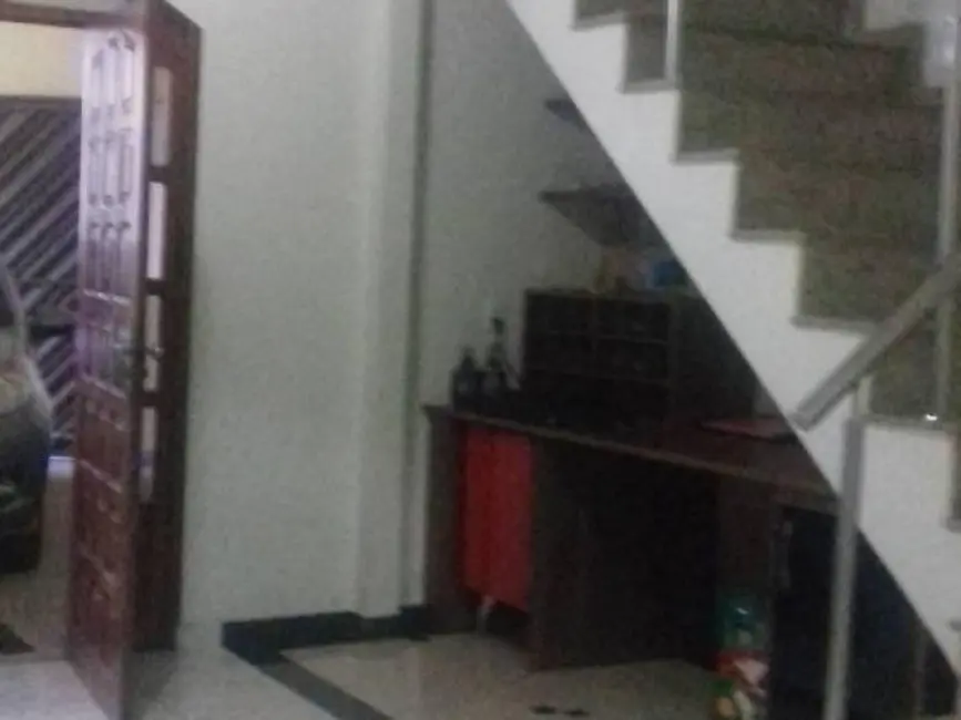 Casa com 3 quartos à venda, 520m2 em Manaus - AM - imagem 3 Foto 3 de Casa com 3 quartos à venda, 520m2 em Manaus - AM