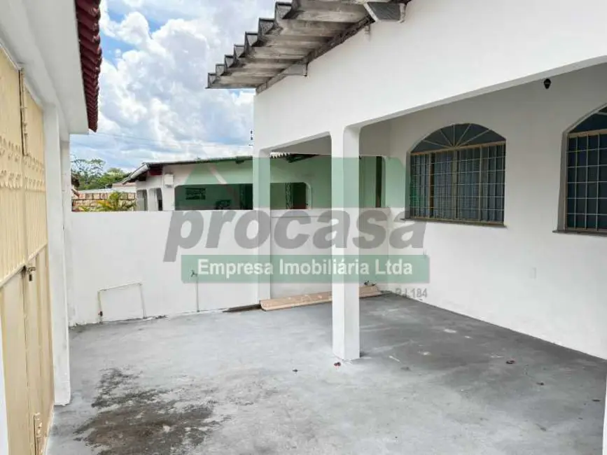 Foto 3 de Casa com 3 quartos à venda, 250m2 em Manaus - AM