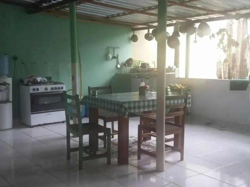 Casa com 3 quartos à venda, 330m2 em Manaus - AM - imagem 8 Foto 8 de Casa com 3 quartos à venda, 330m2 em Manaus - AM