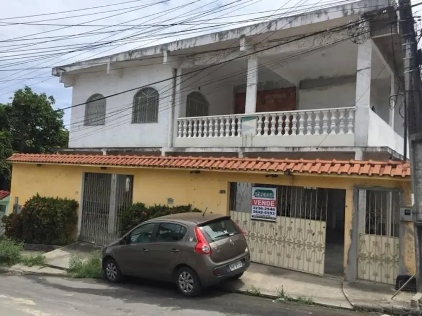 Foto 1 de Casa com 6 quartos à venda, 320m2 em Manaus - AM