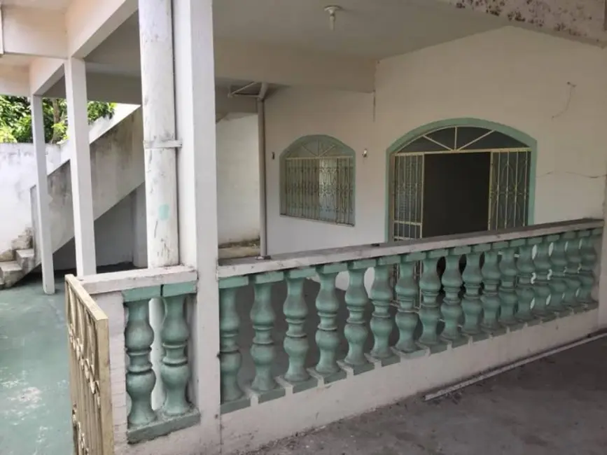 Foto 2 de Casa com 6 quartos à venda, 320m2 em Manaus - AM