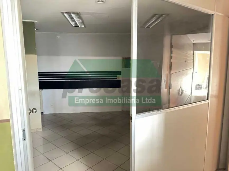 Loja à venda, 305m2 em Manaus - AM - imagem 5 Foto 5 de Loja à venda, 305m2 em Manaus - AM