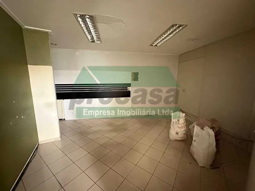 Loja à venda, 305m2 em Manaus - AM - imagem 6 Foto 6 de Loja à venda, 305m2 em Manaus - AM