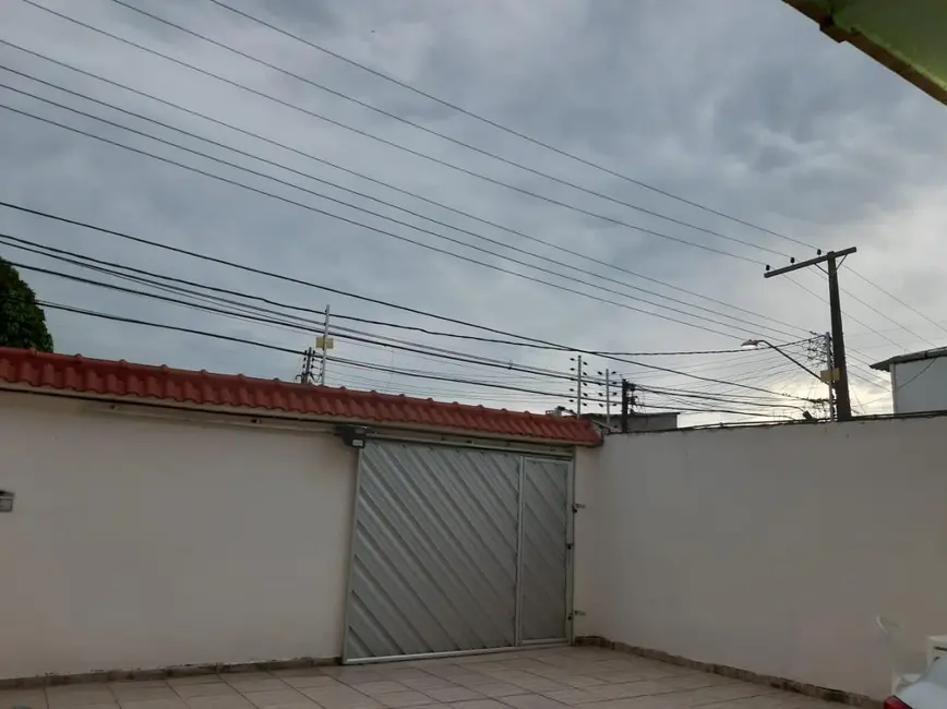 Foto 1 de Casa com 4 quartos à venda, 200m2 em Manaus - AM