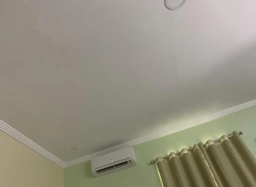 Foto 3 de Casa com 4 quartos à venda, 200m2 em Manaus - AM