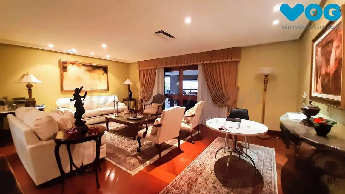 Apartamento com 4 quartos à venda, 776m2 em Moinhos de Vento, Porto Alegre - RS - imagem 5 Foto 5 de Apartamento com 4 quartos à venda, 776m2 em Moinhos de Vento, Porto Alegre - RS