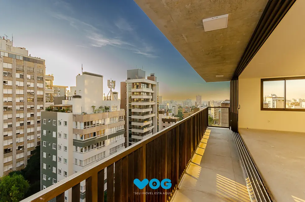 Apartamento com 3 quartos à venda, 185m2 em Rio Branco, Porto Alegre - RS - imagem 5 Foto 5 de Apartamento com 3 quartos à venda, 185m2 em Rio Branco, Porto Alegre - RS