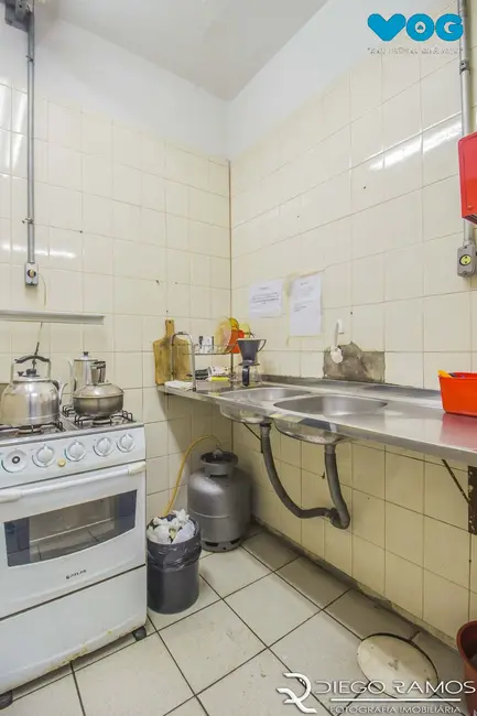 Foto 9 de Armazém / Galpão à venda, 1250m2 em Navegantes, Porto Alegre - RS