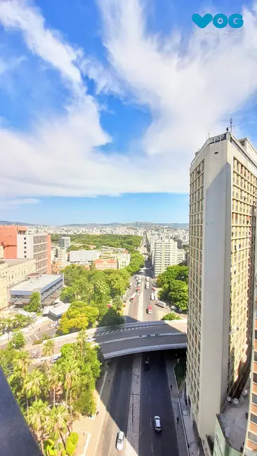 Apartamento com 3 quartos à venda, 100m2 em Centro Histórico, Porto Alegre - RS - imagem 4 Foto 4 de Apartamento com 3 quartos à venda, 100m2 em Centro Histórico, Porto Alegre - RS