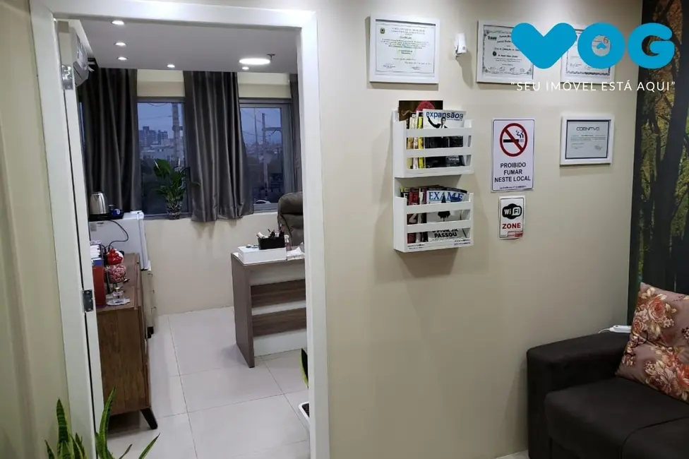 Foto 3 de Sala Comercial à venda, 25m2 em São Sebastião, Porto Alegre - RS