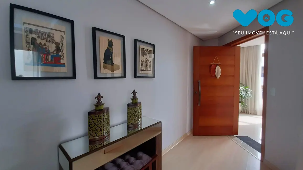 Casa com 4 quartos à venda, 397m2 em Sarandi, Porto Alegre - RS - imagem 8 Foto 8 de Casa com 4 quartos à venda, 397m2 em Sarandi, Porto Alegre - RS