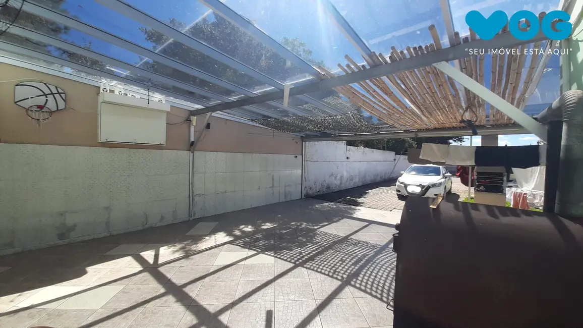 Casa com 3 quartos à venda, 171m2 em Teresópolis, Porto Alegre - RS - imagem 8 Foto 8 de Casa com 3 quartos à venda, 171m2 em Teresópolis, Porto Alegre - RS