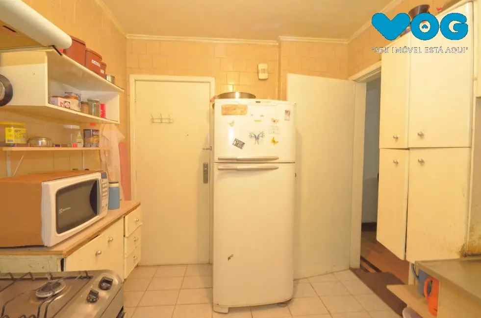 Apartamento com 3 quartos à venda, 97m2 em Centro Histórico, Porto Alegre - RS - imagem 7 Foto 7 de Apartamento com 3 quartos à venda, 97m2 em Centro Histórico, Porto Alegre - RS