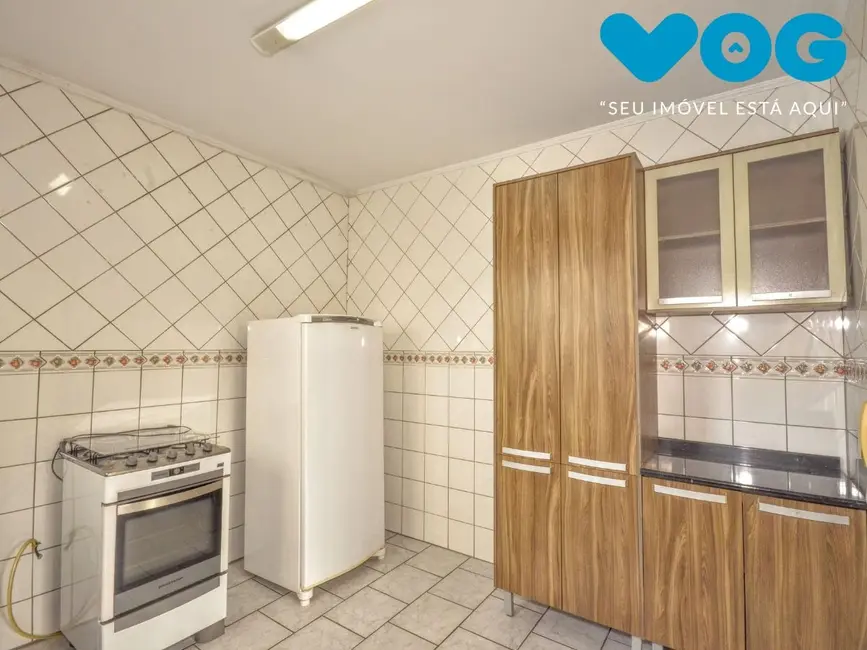 Apartamento com 2 quartos à venda, 61m2 em Passo da Areia, Porto Alegre - RS - imagem 8 Foto 8 de Apartamento com 2 quartos à venda, 61m2 em Passo da Areia, Porto Alegre - RS