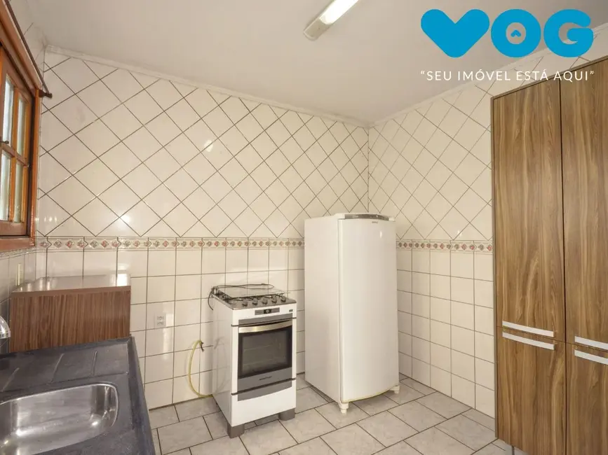 Apartamento com 2 quartos à venda, 61m2 em Passo da Areia, Porto Alegre - RS - imagem 6 Foto 6 de Apartamento com 2 quartos à venda, 61m2 em Passo da Areia, Porto Alegre - RS