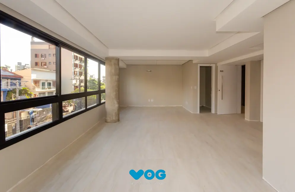 Apartamento com 3 quartos à venda, 130m2 em Petrópolis, Porto Alegre - RS - imagem 8 Foto 8 de Apartamento com 3 quartos à venda, 130m2 em Petrópolis, Porto Alegre - RS