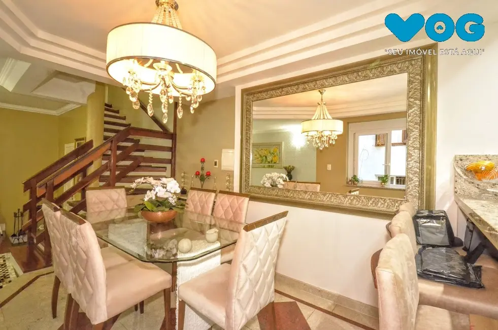 Casa com 4 quartos à venda, 220m2 em Centro Histórico, Porto Alegre - RS - imagem 8 Foto 8 de Casa com 4 quartos à venda, 220m2 em Centro Histórico, Porto Alegre - RS