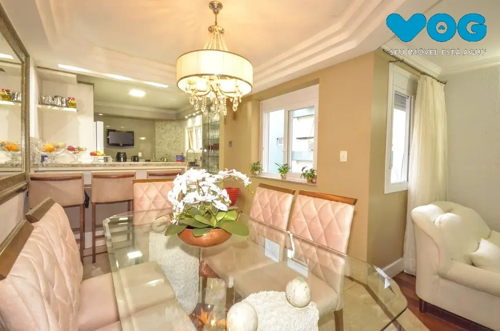 Casa com 4 quartos à venda, 220m2 em Centro Histórico, Porto Alegre - RS - imagem 5 Foto 5 de Casa com 4 quartos à venda, 220m2 em Centro Histórico, Porto Alegre - RS