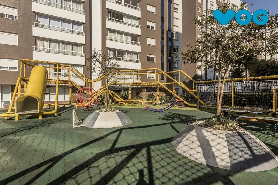 Apartamento com 3 quartos à venda, 159m2 em Menino Deus, Porto Alegre - RS - imagem 4 Foto 4 de Apartamento com 3 quartos à venda, 159m2 em Menino Deus, Porto Alegre - RS