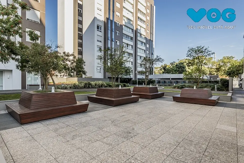 Apartamento com 3 quartos à venda, 129m2 em Menino Deus, Porto Alegre - RS - imagem 9 Foto 9 de Apartamento com 3 quartos à venda, 129m2 em Menino Deus, Porto Alegre - RS