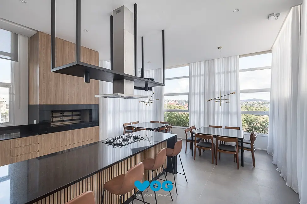 Foto 9 de Apartamento com 2 quartos à venda, 84m2 em Passo da Areia, Porto Alegre - RS