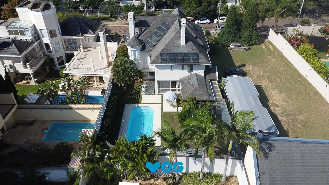 Casa com 4 quartos à venda, 645m2 em Chácara das Pedras, Porto Alegre - RS - imagem 3 Foto 3 de Casa com 4 quartos à venda, 645m2 em Chácara das Pedras, Porto Alegre - RS