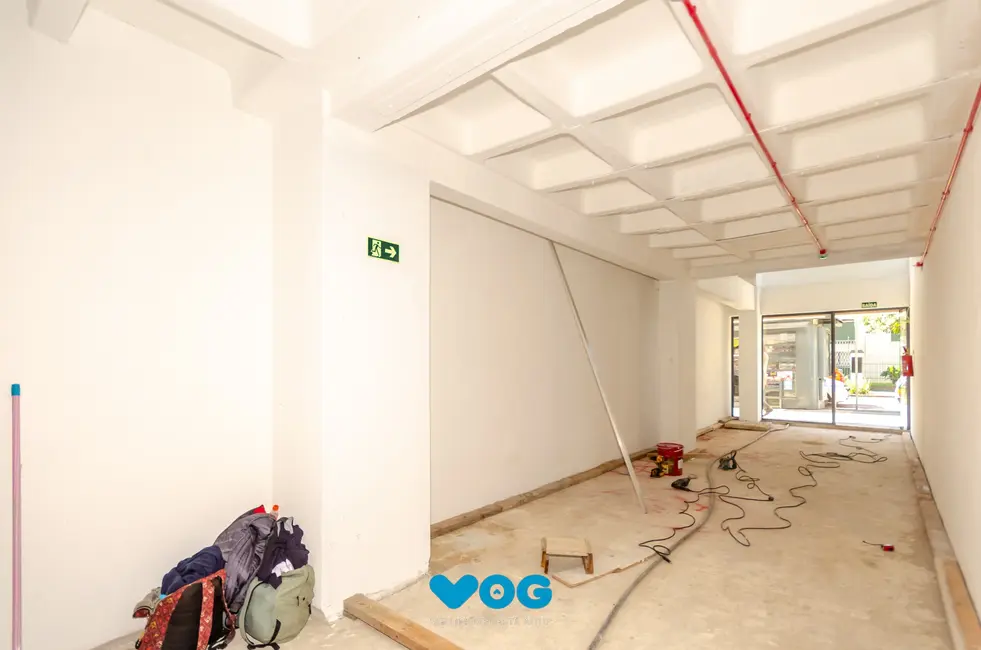 Loja à venda e para alugar, 144m2 em Vila Ipiranga, Porto Alegre - RS - imagem 4 Foto 4 de Loja à venda e para alugar, 144m2 em Vila Ipiranga, Porto Alegre - RS
