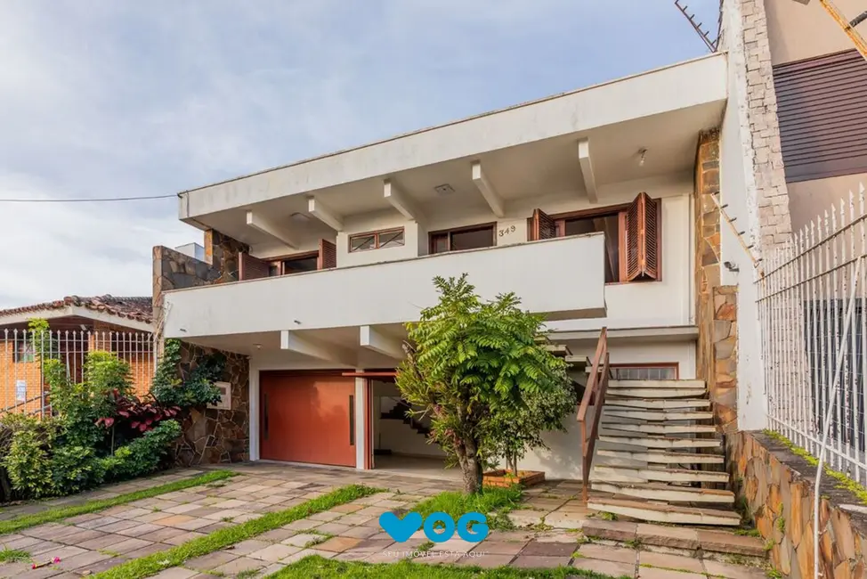 Foto 1 de Casa com 3 quartos à venda, 280m2 em Chácara das Pedras, Porto Alegre - RS