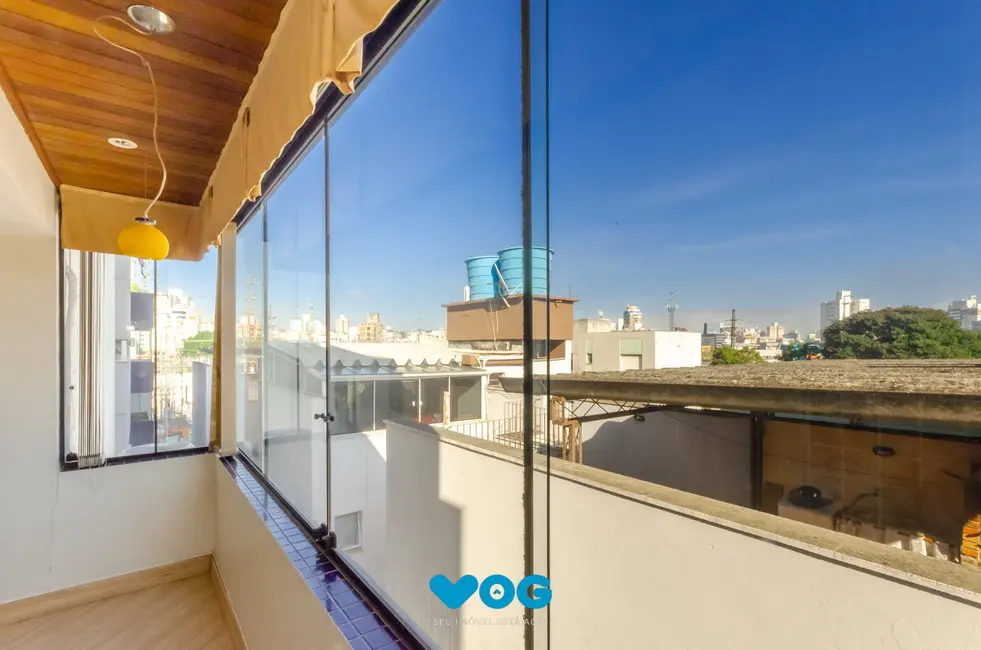 Apartamento com 2 quartos à venda, 135m2 em Petrópolis, Porto Alegre - RS - imagem 8 Foto 8 de Apartamento com 2 quartos à venda, 135m2 em Petrópolis, Porto Alegre - RS