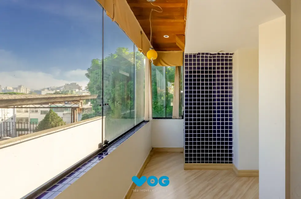 Apartamento com 2 quartos à venda, 135m2 em Petrópolis, Porto Alegre - RS - imagem 6 Foto 6 de Apartamento com 2 quartos à venda, 135m2 em Petrópolis, Porto Alegre - RS