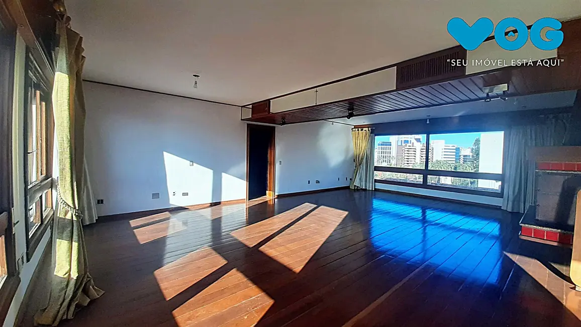 Apartamento com 4 quartos à venda, 367m2 em Moinhos de Vento, Porto Alegre - RS - imagem 2 Foto 2 de Apartamento com 4 quartos à venda, 367m2 em Moinhos de Vento, Porto Alegre - RS