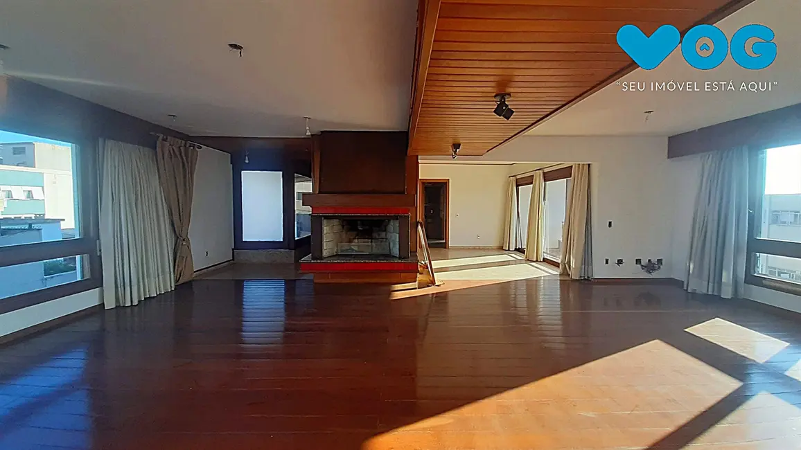 Apartamento com 4 quartos à venda, 367m2 em Moinhos de Vento, Porto Alegre - RS - imagem 3 Foto 3 de Apartamento com 4 quartos à venda, 367m2 em Moinhos de Vento, Porto Alegre - RS