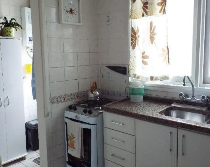Apartamento com 3 quartos à venda, 169m2 em Passo da Areia, Porto Alegre - RS - imagem 5 Foto 5 de Apartamento com 3 quartos à venda, 169m2 em Passo da Areia, Porto Alegre - RS