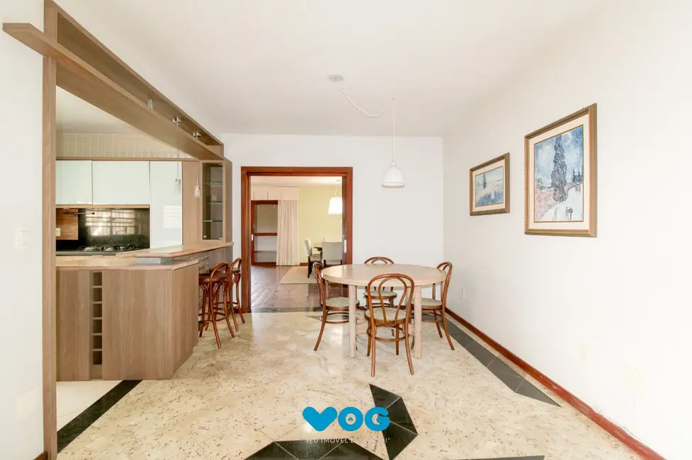 Foto 6 de Casa com 3 quartos à venda, 280m2 em Chácara das Pedras, Porto Alegre - RS