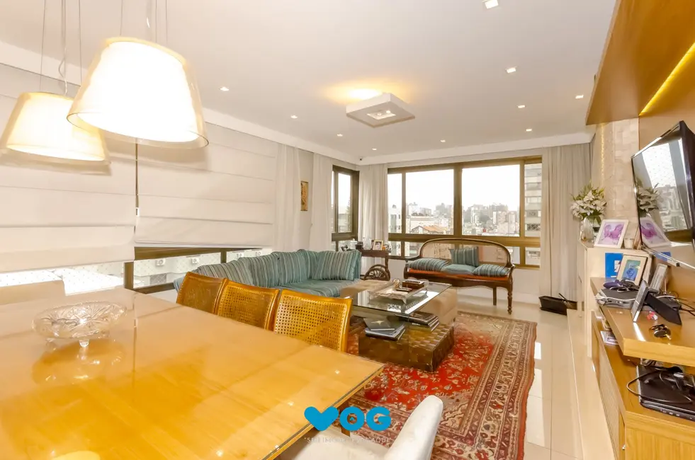 Apartamento com 3 quartos à venda, 137m2 em Petrópolis, Porto Alegre - RS - imagem 1 Foto 1 de Apartamento com 3 quartos à venda, 137m2 em Petrópolis, Porto Alegre - RS