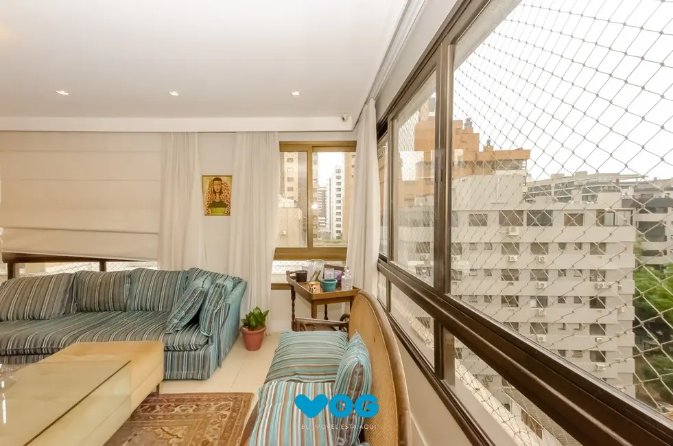 Apartamento com 3 quartos à venda, 137m2 em Petrópolis, Porto Alegre - RS - imagem 5 Foto 5 de Apartamento com 3 quartos à venda, 137m2 em Petrópolis, Porto Alegre - RS