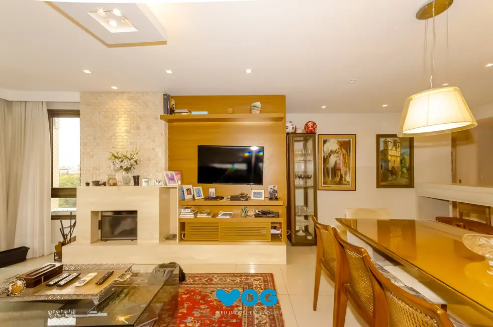 Apartamento com 3 quartos à venda, 137m2 em Petrópolis, Porto Alegre - RS - imagem 6 Foto 6 de Apartamento com 3 quartos à venda, 137m2 em Petrópolis, Porto Alegre - RS