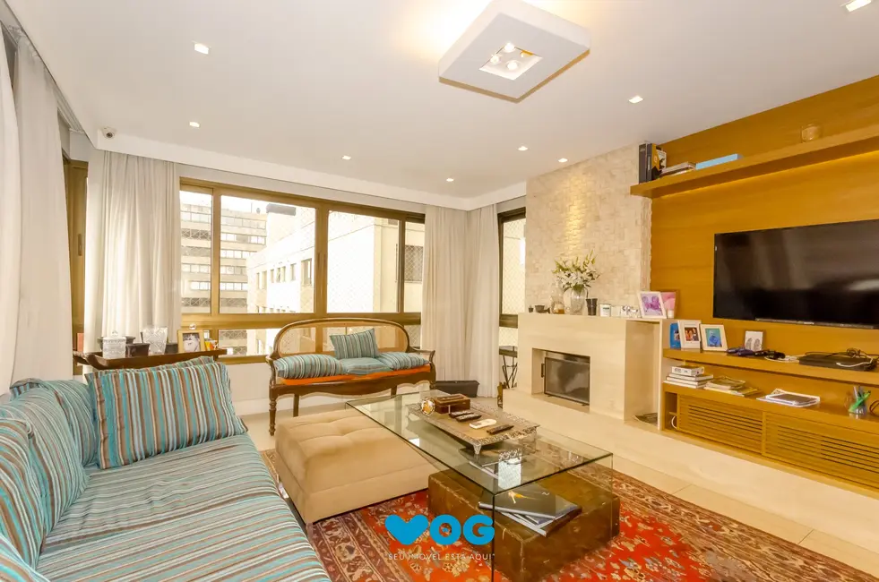 Apartamento com 3 quartos à venda, 137m2 em Petrópolis, Porto Alegre - RS - imagem 4 Foto 4 de Apartamento com 3 quartos à venda, 137m2 em Petrópolis, Porto Alegre - RS