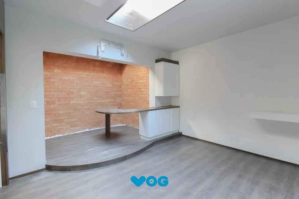 Sala Comercial à venda, 320m2 em Moinhos de Vento, Porto Alegre - RS - imagem 5 Foto 5 de Sala Comercial à venda, 320m2 em Moinhos de Vento, Porto Alegre - RS