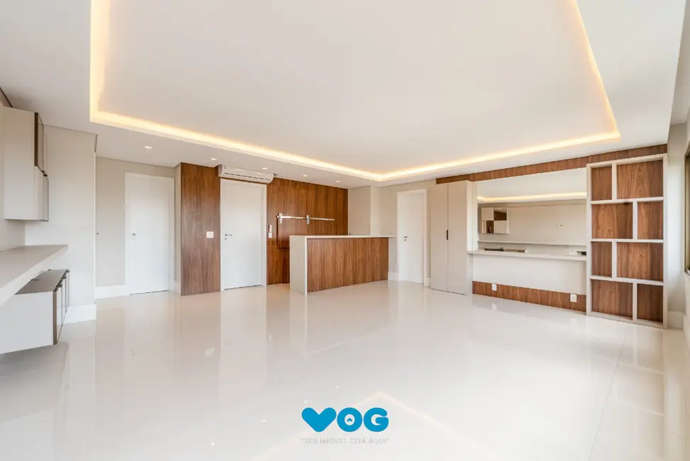 Apartamento com 3 quartos à venda, 121m2 em Petrópolis, Porto Alegre - RS - imagem 4 Foto 4 de Apartamento com 3 quartos à venda, 121m2 em Petrópolis, Porto Alegre - RS